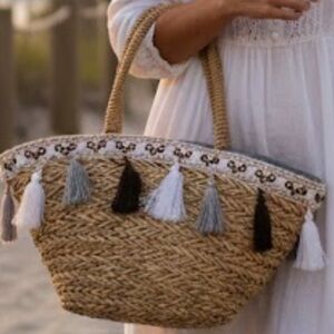 Tassel Straw Bag